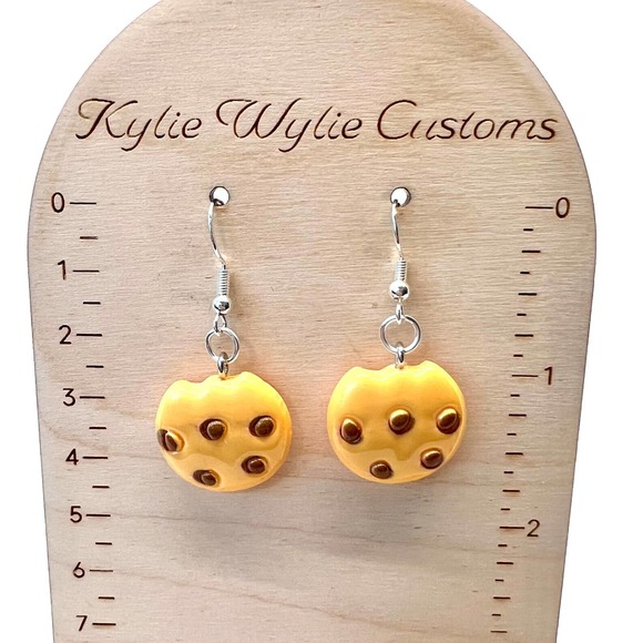 Chocolate Chip Cookies Earrings - Snack Earrings - Food Earrings - Novelty Earri - Picture 8 of 8